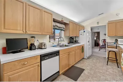 11335 SW 138th Lane, Dunnellon, FL 34432 - Photo 10