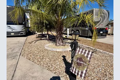 10273 NE 28th Loop, Silver Springs, FL 34488 - Photo 8