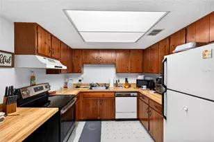 550 Fairways Dr, Ocala, FL 34472 - Photo 12