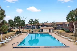 550 Fairways Dr, Ocala, FL 34472 - Photo 2