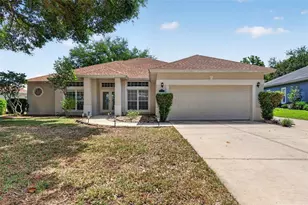 39914 Sunbeam Way, Lady Lake, FL 32159 - Photo 2