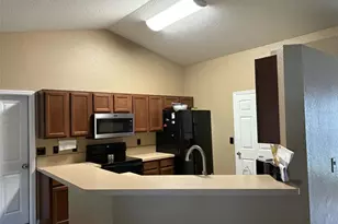 18 Pine Course Loop, Ocala, FL 34472 - Photo 2