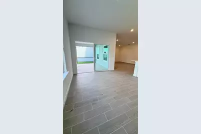 8682 SW 68th Terrace Road, Ocala, FL 34476 - Photo 2