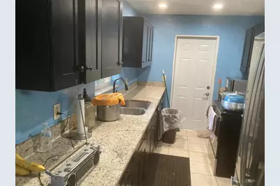 2873 SE 1st Place, Boynton Beach, FL 33435 - Photo 10