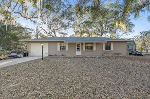 3800 NE 24th Ct, Ocala, FL 34479 - Photo 2