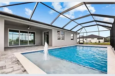 925 NW 9th Avenue, Cape Coral, FL 33993 - Photo 4