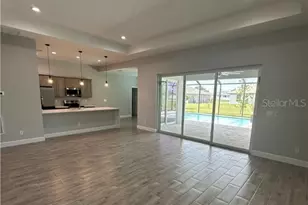 925 NW 9th Ave, Cape Coral, FL 33993 - Photo 10