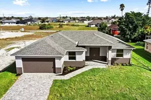 928 NE 3rd Ave, Cape Coral, FL 33909 - Photo 1