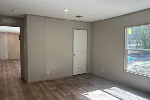 11431 NE 71st St, Bronson, FL 32621 - Photo 10