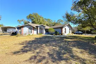 824 Old Floral City St, Inverness, FL 34450 - Photo 2