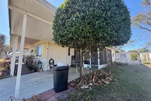 5701 SW 64th Lane Rd, Ocala, FL 34474 - Photo 4