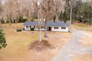 411 SW 36th Pl, Ocala, FL 34471 - Photo 2