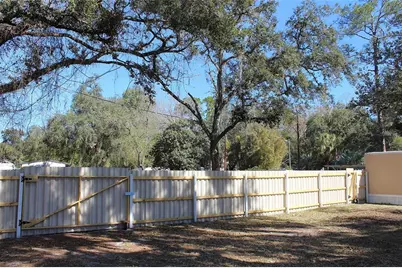 18664 SE 21st Place, Silver Springs, FL 34488 - Photo 10