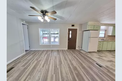 18565 SE 24th Lane, Ocklawaha, FL 32179 - Photo 12