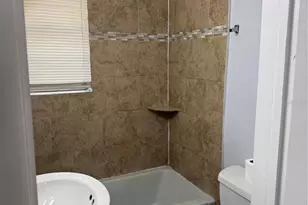 1325 W 25th St, Jacksonville, FL 32209 - Photo 2