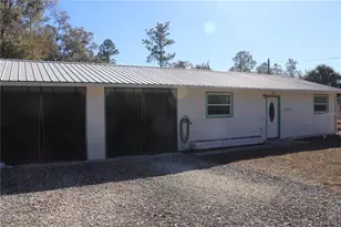 19511 SE 110th Ave, Inglis, FL 34449 - Photo 1