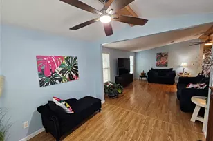 1706 Pebble Beach Ln, Lady Lake, FL 32159 - Photo 10