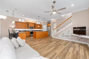 1061 NW 50th Terrace, Gainesville, FL 32605 - Photo 16
