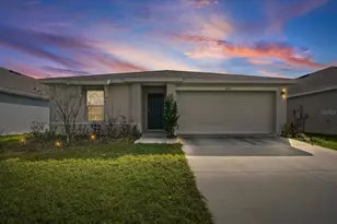 8471 Clearway Dr, Wildwood, FL 34785 - Photo 1