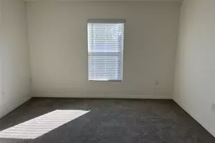 8471 Clearway Dr, Wildwood, FL 34785 - Photo 10