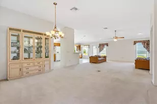 17723 SE 81st Timberwood Terrace, The Villages, FL 32162 - Photo 4