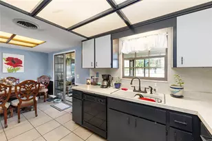 825 NE 165th St, Citra, FL 32113 - Photo 10