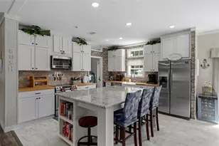6310 W Orange Ln, Crystal River, FL 34429 - Photo 12