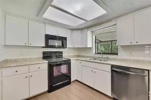 9875 W Orchard St, Crystal River, FL 34428 - Photo 10