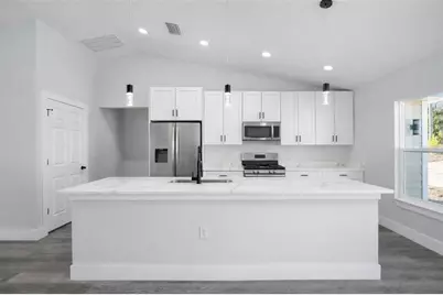 2121 SW Hilliard Avenue, Dunnellon, FL 34431 - Photo 8