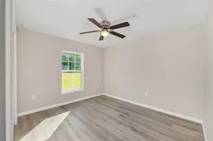 10586 N Spaulding Dr, Dunnellon, FL 34433 - Photo 18