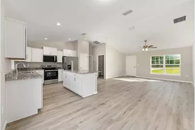 10586 N Spaulding Drive, Dunnellon, FL 34433 - Photo 2