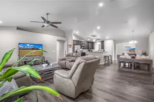 4330 W Drake Ln, Dunnellon, FL 34433 - Photo 8