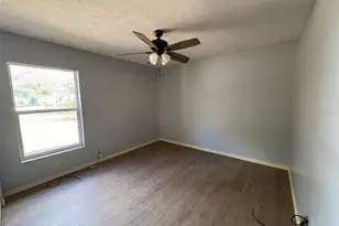 2060 NW 42nd St, Ocala, FL 34475 - Photo 12