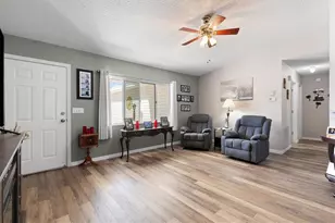 17587 SE 96th Ct, Summerfield, FL 34491 - Photo 4