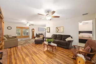 9329 E Sycamore Pl, Inverness, FL 34450 - Photo 6