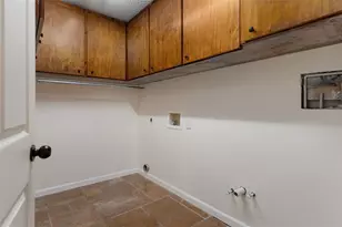 239 SE Paradise Point Rd, Crystal River, FL 34429 - Photo 16