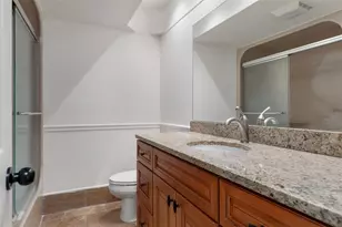 239 SE Paradise Point Rd, Crystal River, FL 34429 - Photo 20