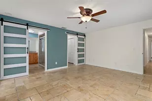 239 SE Paradise Point Rd, Crystal River, FL 34429 - Photo 26