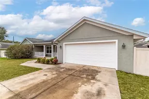 8511 SE 158th Pl, Summerfield, FL 34491 - Photo 2