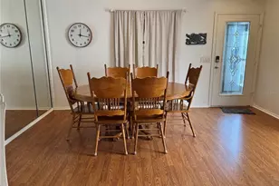 17385 SE 82nd Pecan Terrace, The Villages, FL 32162 - Photo 2