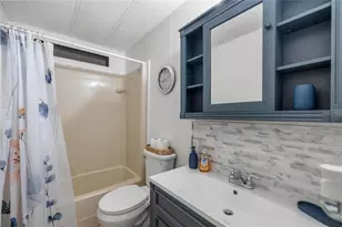 708 Coachman Dr, Leesburg, FL 34748 - Photo 16