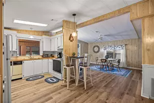 708 Coachman Dr, Leesburg, FL 34748 - Photo 14