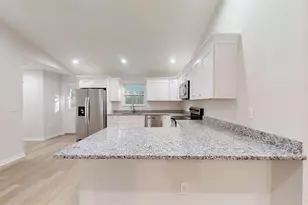 19656 SW Lark Ave, Dunnellon, FL 34431 - Photo 10