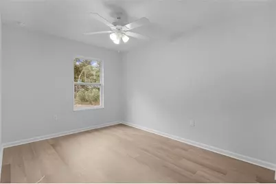 19656 SW Lark Avenue, Dunnellon, FL 34431 - Photo 18