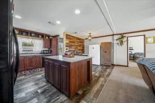6270 SE 147th Ct, Morriston, FL 32668 - Photo 6