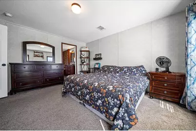 6270 SE 147th Court, Morriston, FL 32668 - Photo 10