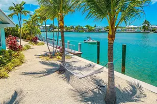 770 9th St, Key Colony Beach, FL 33051 - Photo 32