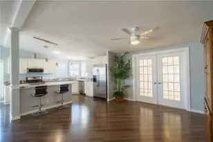 1228 Maria Ct, Lady Lake, FL 32159 - Photo 22