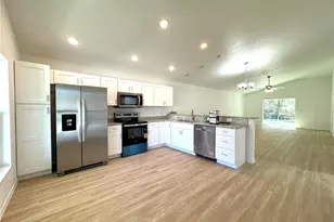 8808 E Albertson Ct, Floral City, FL 34436 - Photo 4