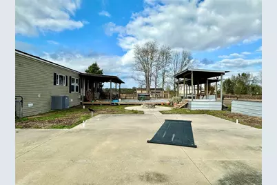 237 SW Baron Glen, Fort White, FL 32038 - Photo 6